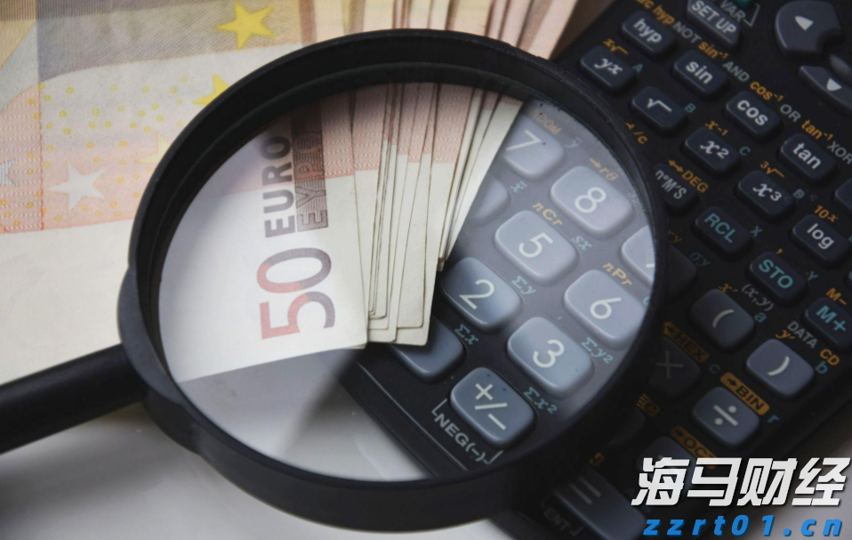 美国7月服务业持续扩张 就业与通胀压力引发担忧